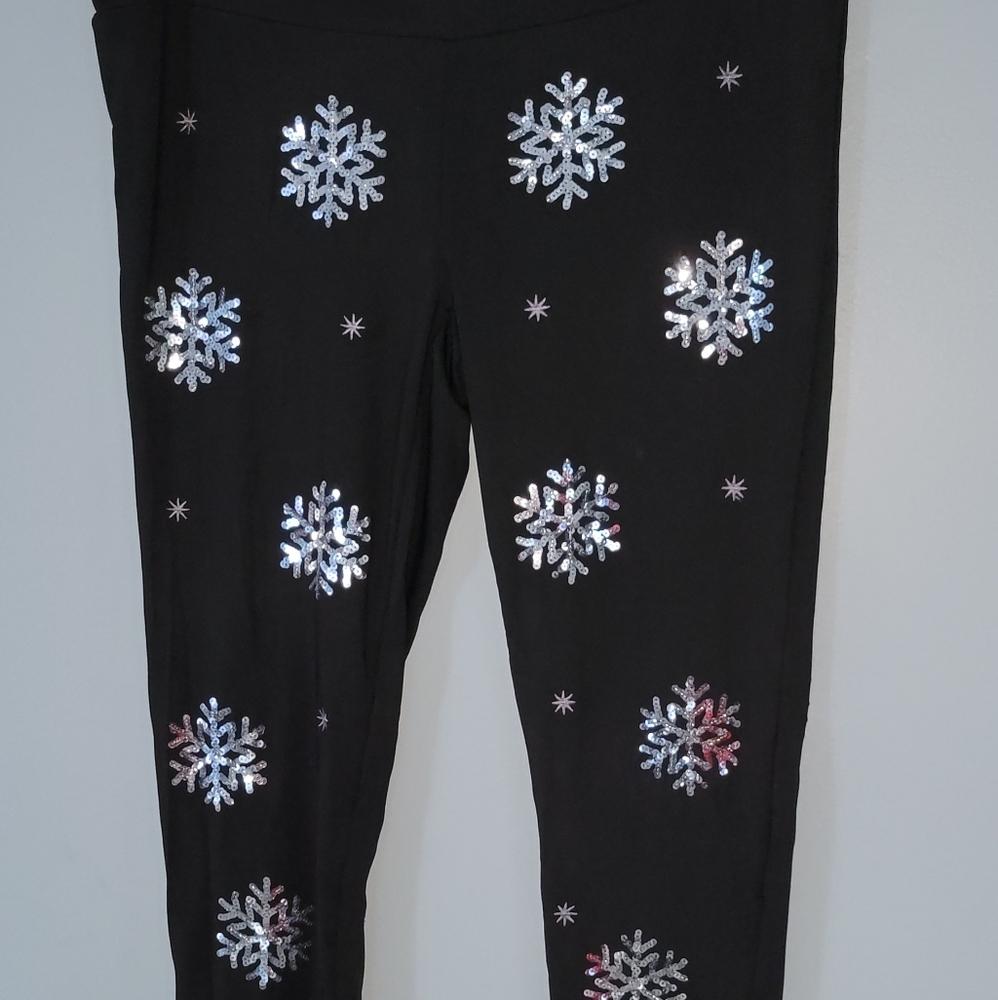 Sparkly snowflake leggings